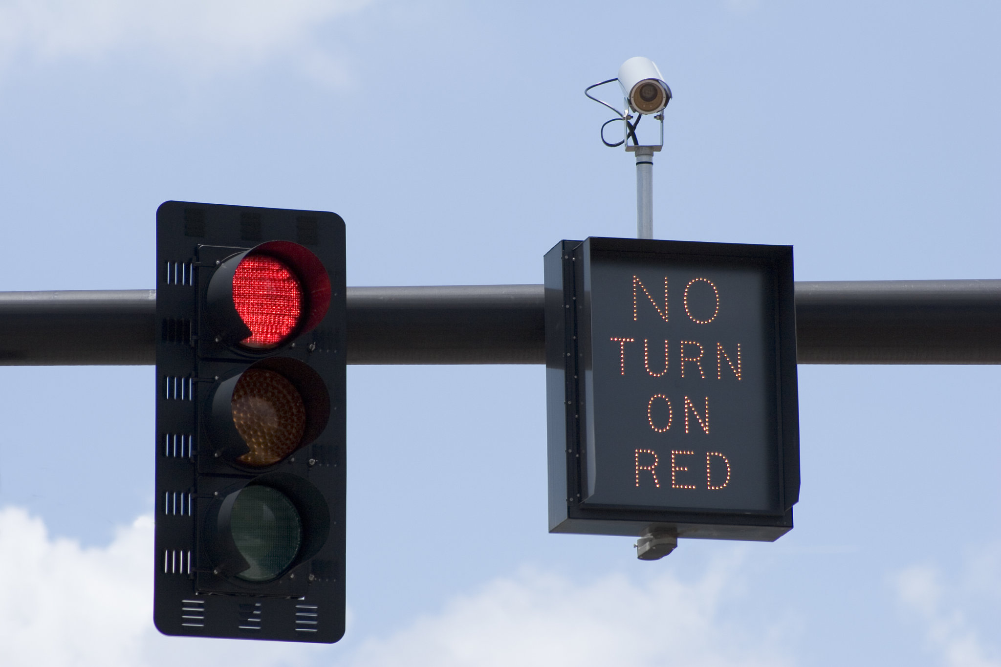 Red Light Tickets in Orange County Cheap Traffic Attorneys